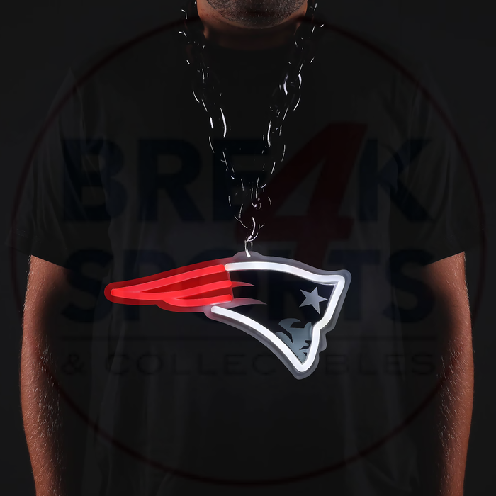 New England Patriots 10" Neon Light Up Big Logo Fan Chain