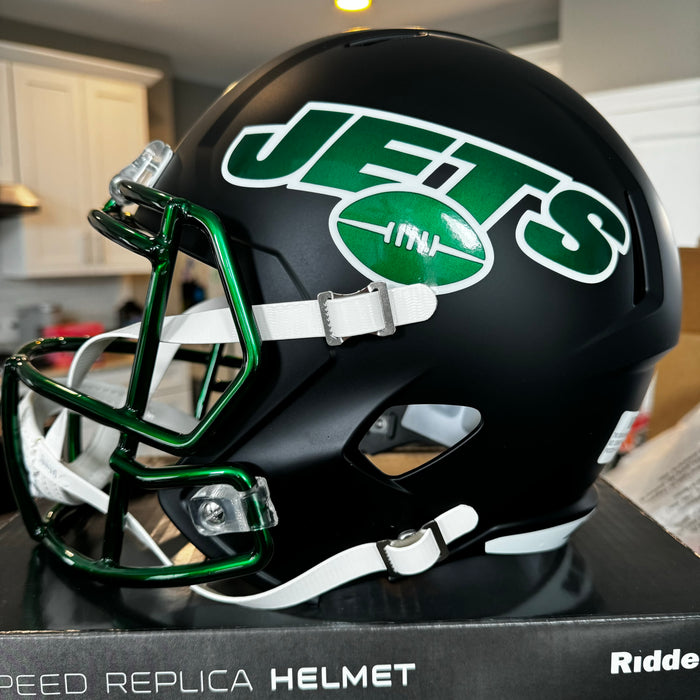 New York Jets Full Size Speed Replica Football Helmet 2022 Alternate On-Field - NFL