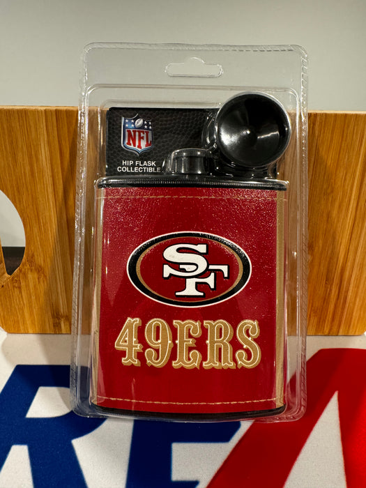 San Francisco 49ers 7 oz Plastic Hip Flask with Logo Wrap