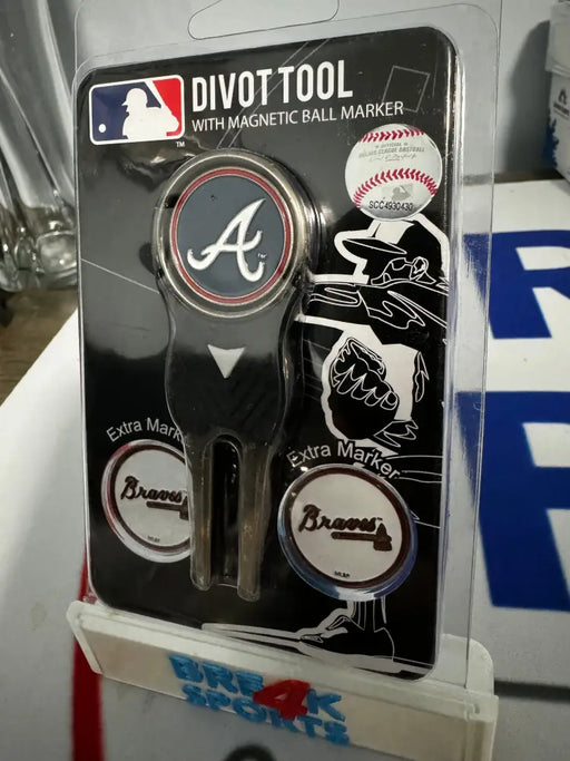 Atlanta Braves Golf Divot Tool with 3 Markers Golf Ball Markers