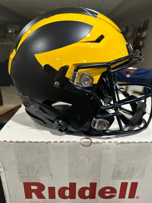Michigan Wolverines Full Size Authentic SpeedFlex Helmet Painted Wings - NCAA Helmets