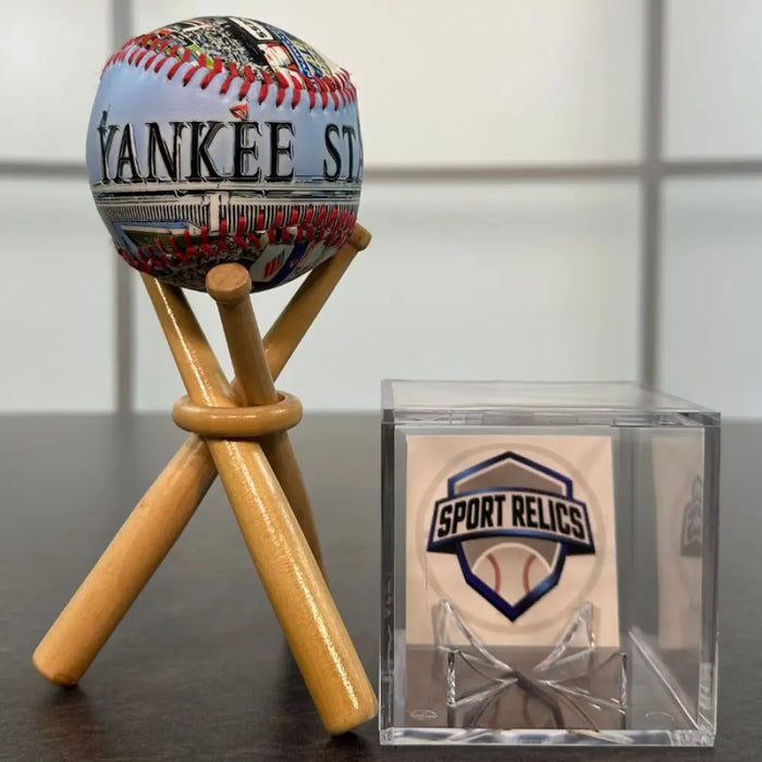 Yankee Stadium Baseball (New York Yankees) Baseball + Stand + Case Baseball