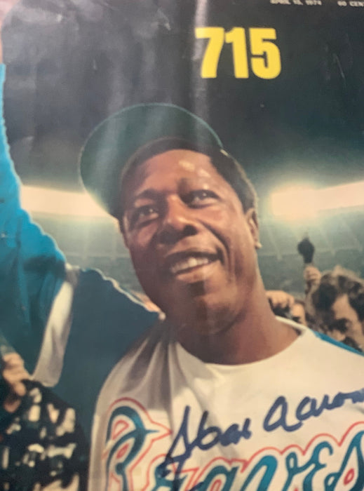 Hank Arron Autographed Signed 715 Sports IIlistrated Framed Magazine
